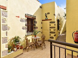 Luxurious Villa in Las Palmas With Swimming Pool