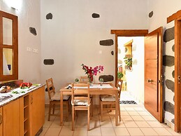 Luxurious Villa in Las Palmas With Swimming Pool