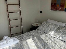 Belvilla by OYO Cherry House