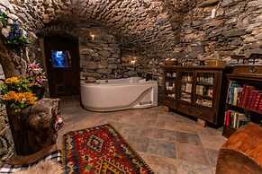 Lavish Holiday Home in Playa Blanca With Pool & Seabeach Nearby