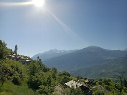 Lavish Holiday Home in Playa Blanca With Pool & Seabeach Nearby