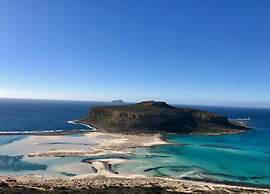 Beach View Villa in Bali near City Center with Private Pool