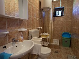 Apartment in Vantacici Near the Sea