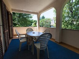Apartment in Vantacici Near the Sea
