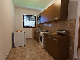 Apartment in Vantacici Near the Sea