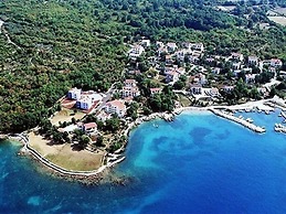 Apartment in Vantacici Near the Sea