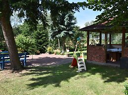 Einladende Ferienwohnung in Zweedorf mit Grill