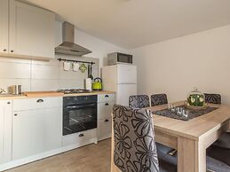 Holiday Home in Vir With Terrace