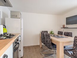 Holiday Home in Vir With Terrace