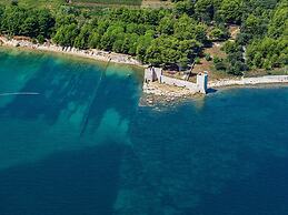 Holiday Home in Vir With Terrace