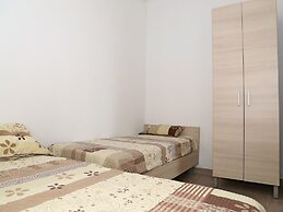 Charming Holiday Home in Cara With Pool