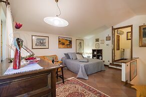 Villa in Tuscany With Swimming Pool