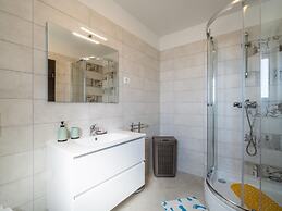 Modern Villa With Private Pool Near Labin and the Beach