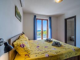 Modern Villa With Private Pool Near Labin and the Beach