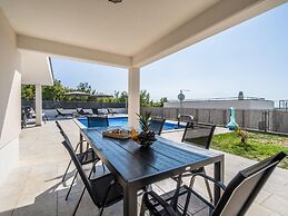 Modern Villa With Private Pool Near Labin and the Beach