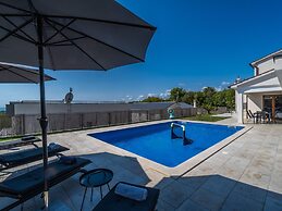 Modern Villa With Private Pool Near Labin and the Beach