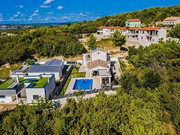 Modern Villa With Private Pool Near Labin and the Beach