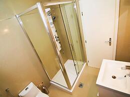 Modish Apartment in Murter with Hot Tub