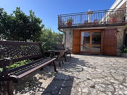 Belvilla by OYO Patrizia Edera