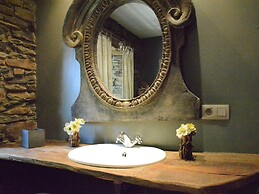 Charming Cottage in Jehonvil With View