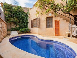 Belvilla by OYO Casa El Molino