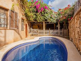 Belvilla by OYO Casa El Molino