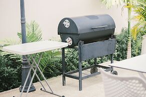 Gold Chariot Pool Villa