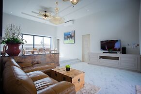 Gold Chariot Pool Villa