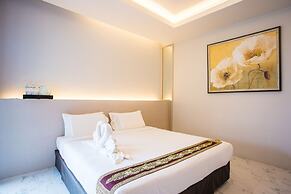 Gold Chariot Pool Villa