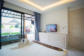 Gold Chariot Pool Villa