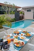 Gold Chariot Pool Villa