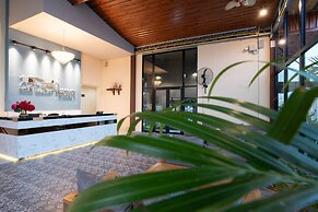 Gold Chariot Pool Villa