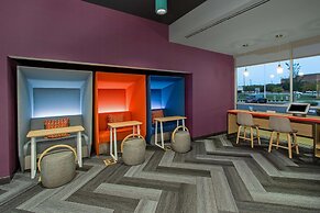 Tru by Hilton Columbus Airport