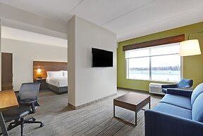 Holiday Inn Express & Suites Collingwood, an IHG Hotel