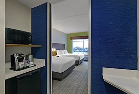 Holiday Inn Express & Suites Collingwood by IHG