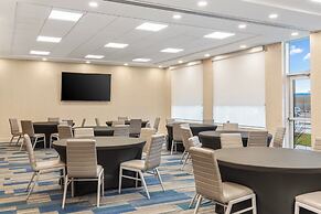 Holiday Inn Express & Suites Collingwood by IHG
