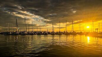 Holiday Inn Express & Suites Collingwood by IHG