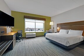 Holiday Inn Express & Suites Collingwood by IHG