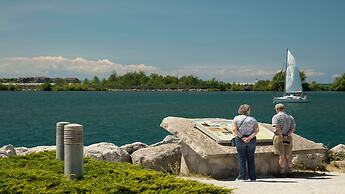 Holiday Inn Express & Suites Collingwood by IHG