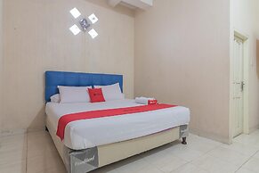 RedDoorz Syariah near Terminal Batu Ampar 2