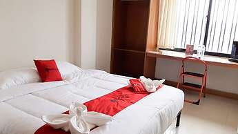 RedDoorz Plus @ Bitung City Center