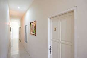 RedDoorz @ Hotel Grand Aulia Majene