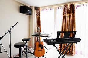 RedDoorz @ Hotel Grand Aulia Majene