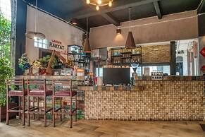 RedDoorz Plus near Akademi Kepolisian Semarang 3