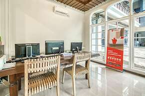 RedDoorz Plus near Akademi Kepolisian Semarang 3