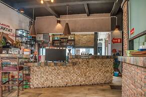 RedDoorz Plus near Akademi Kepolisian Semarang 3