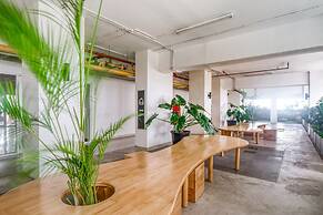 RedLiving Apartemen Grand Kamala Lagoon - Kita Pro Tower Barclay North