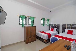 RedDoorz Syariah near Stasiun Kereta Api Kisaran