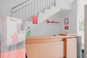 RedDoorz Syariah near Transmart Lampung