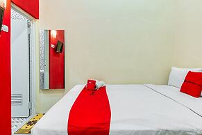 RedDoorz Syariah @ Kertomenanggal Surabaya